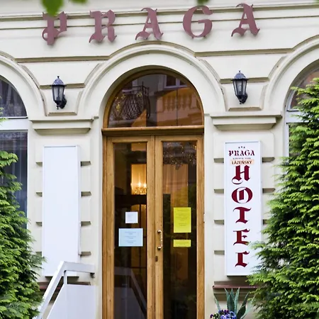 Praga מלון *