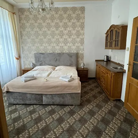 Hotell Praga