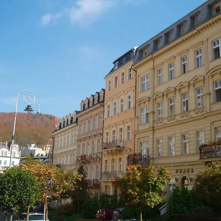 Hotell Praga *