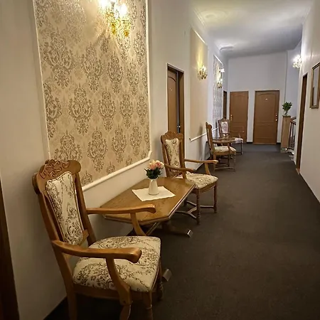 Praga Hotell *