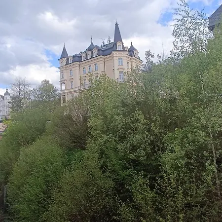 מלון Praga