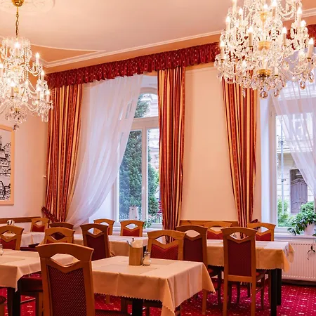 Hotel Praga *