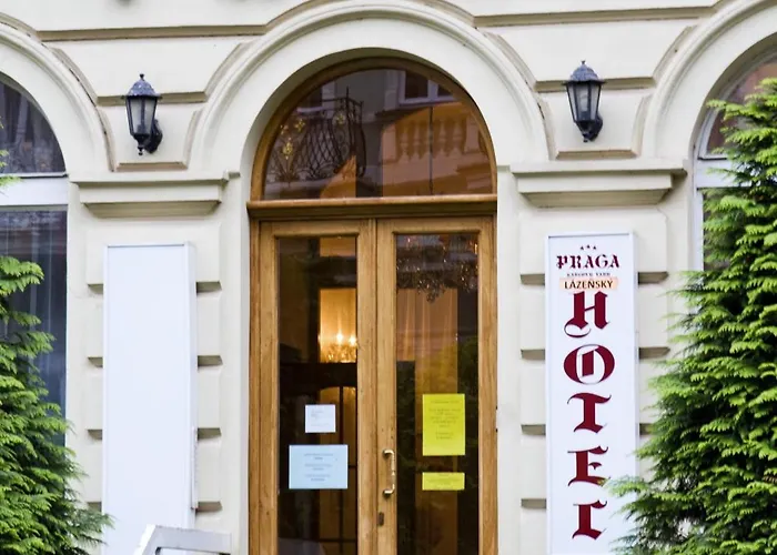 Praga Hotel *